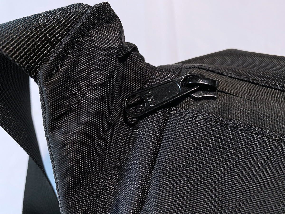 Snacktime Sling™ (X-PAC - Black) - datacrew