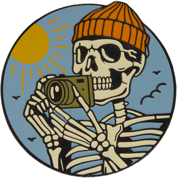 Beanie Photog Pin - datacrew