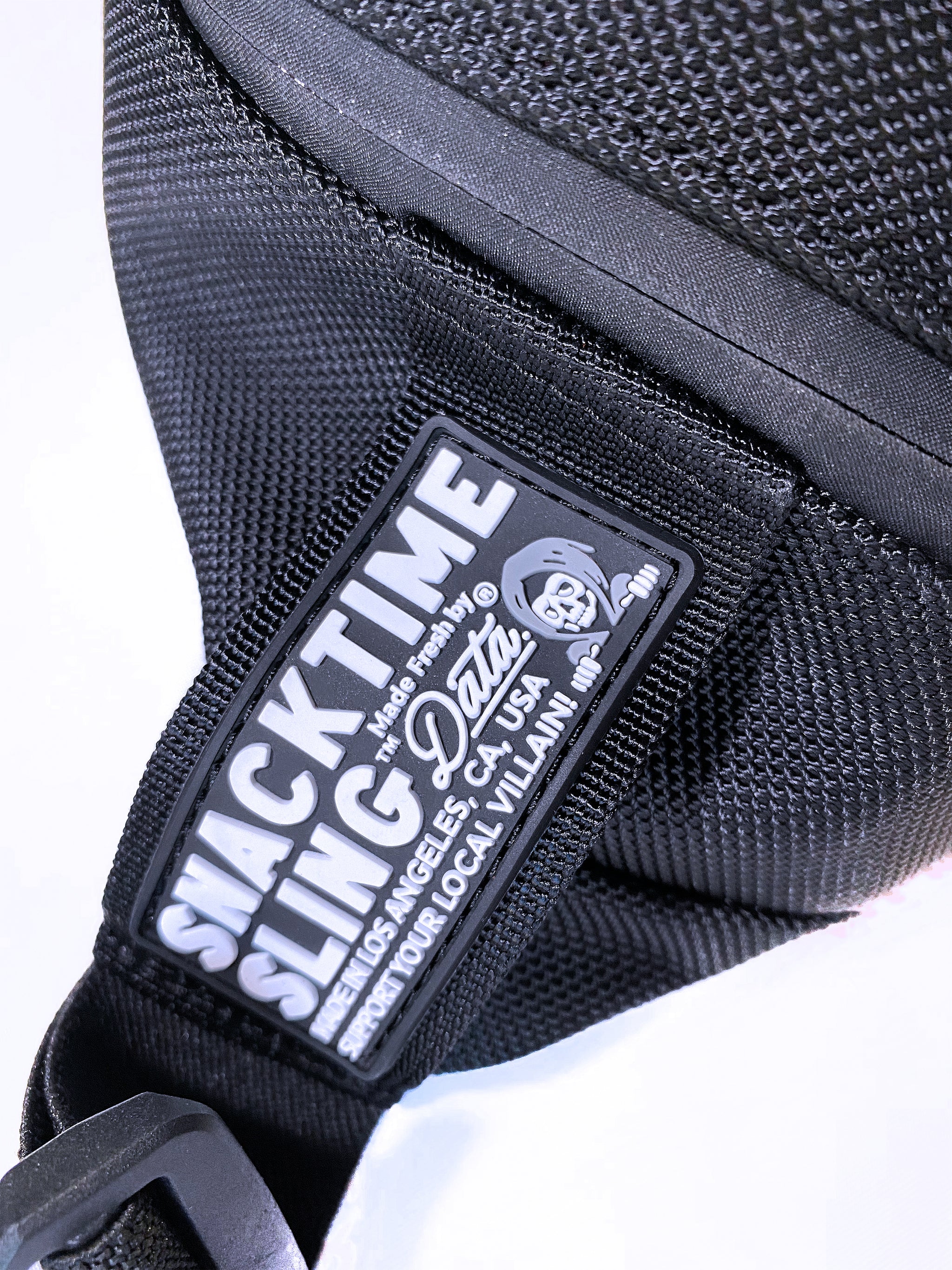 Unsettle Rush Hour Sling Bag プラスシール13枚 All-In-One Waterproof Camera Sling Bag and Bike Handlebar